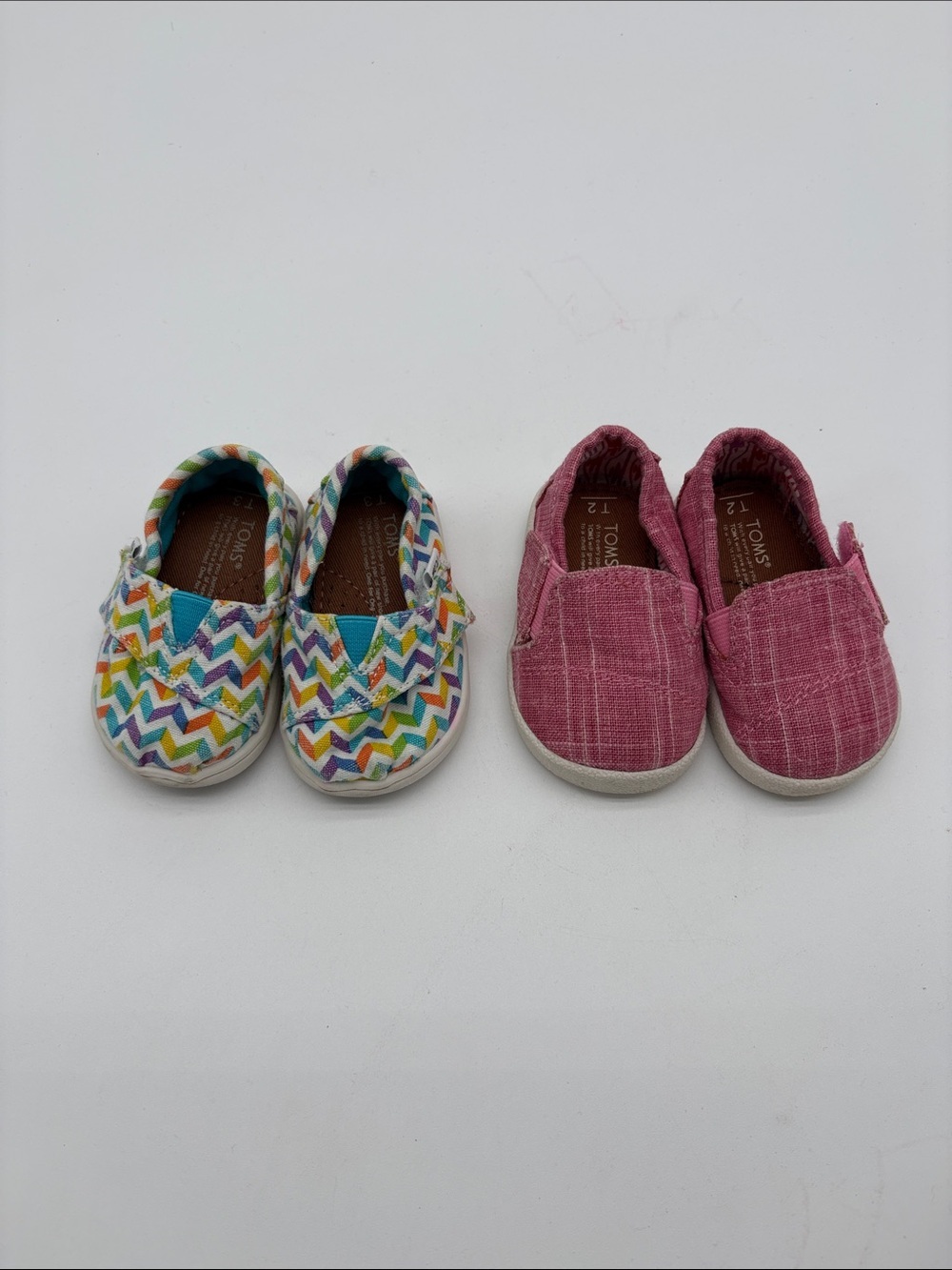 Lot of 2 Sets of Toms Pink Mutli-Colored Baby Slip On Shoes T2-T3
